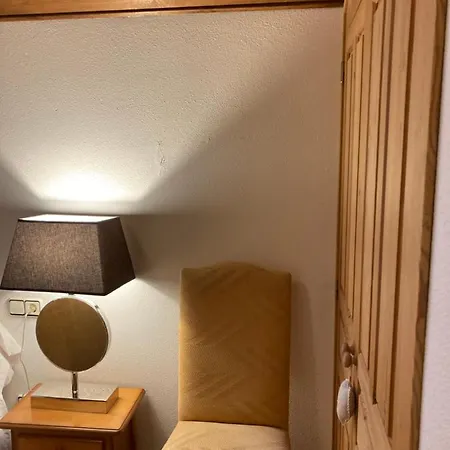 Atico A 200 M De La Ciudadela Apartment *