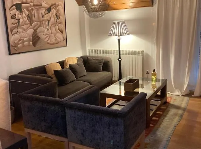 Atico A 200 M De La Ciudadela * Jaca